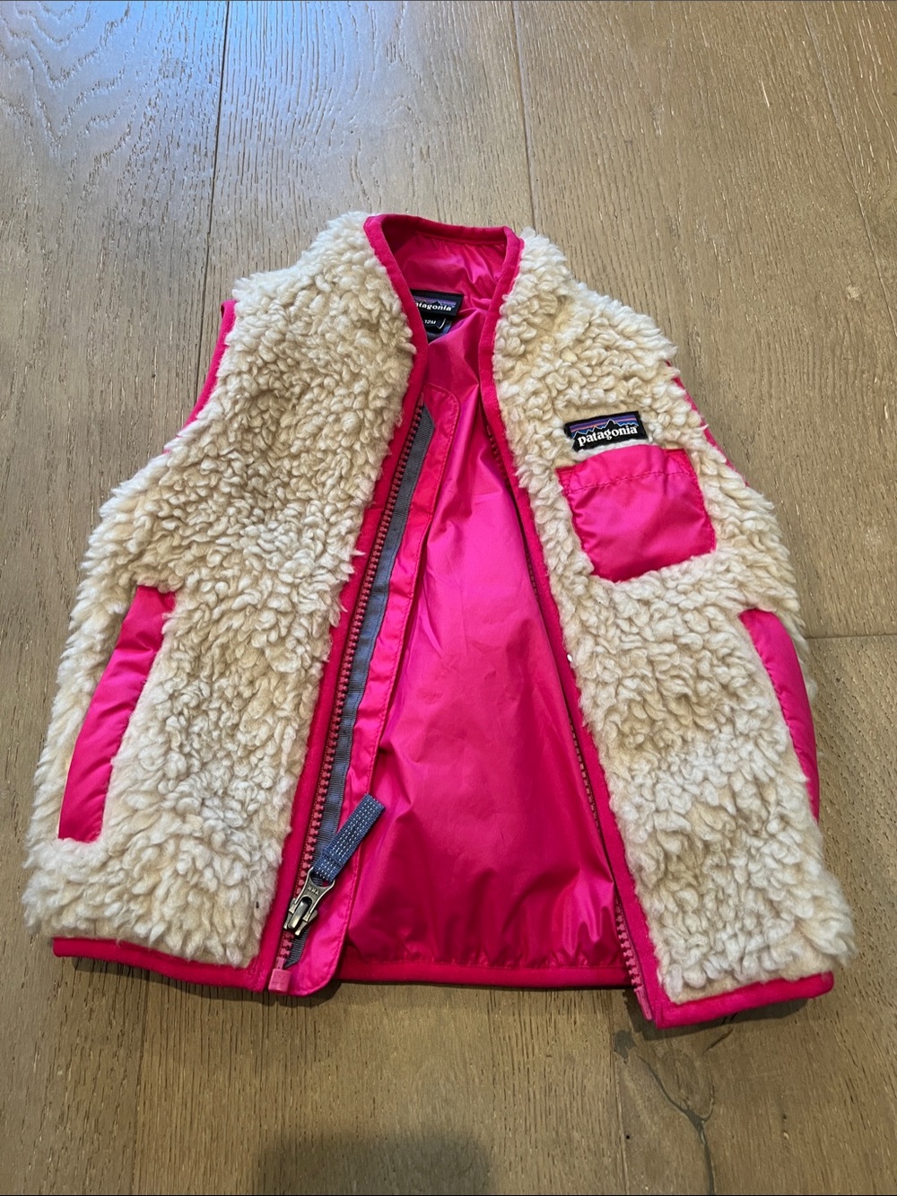 Patagonia Pink & Cream Fleece Baby Vest 6-12 months
